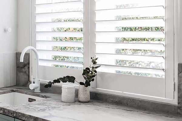 kitchen-sink-shutter